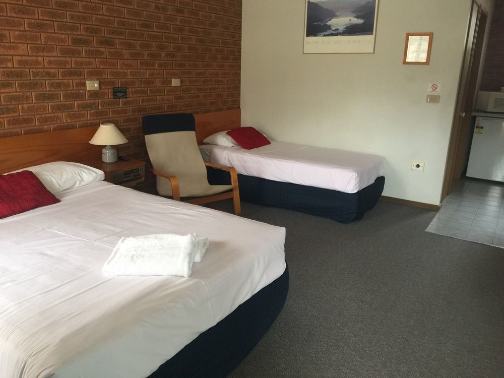 Bridge Motor Inn Тоукемвол Екстер'єр фото