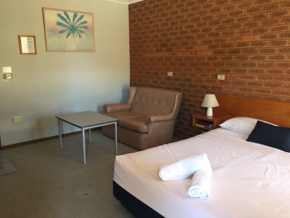 Bridge Motor Inn Тоукемвол Екстер'єр фото