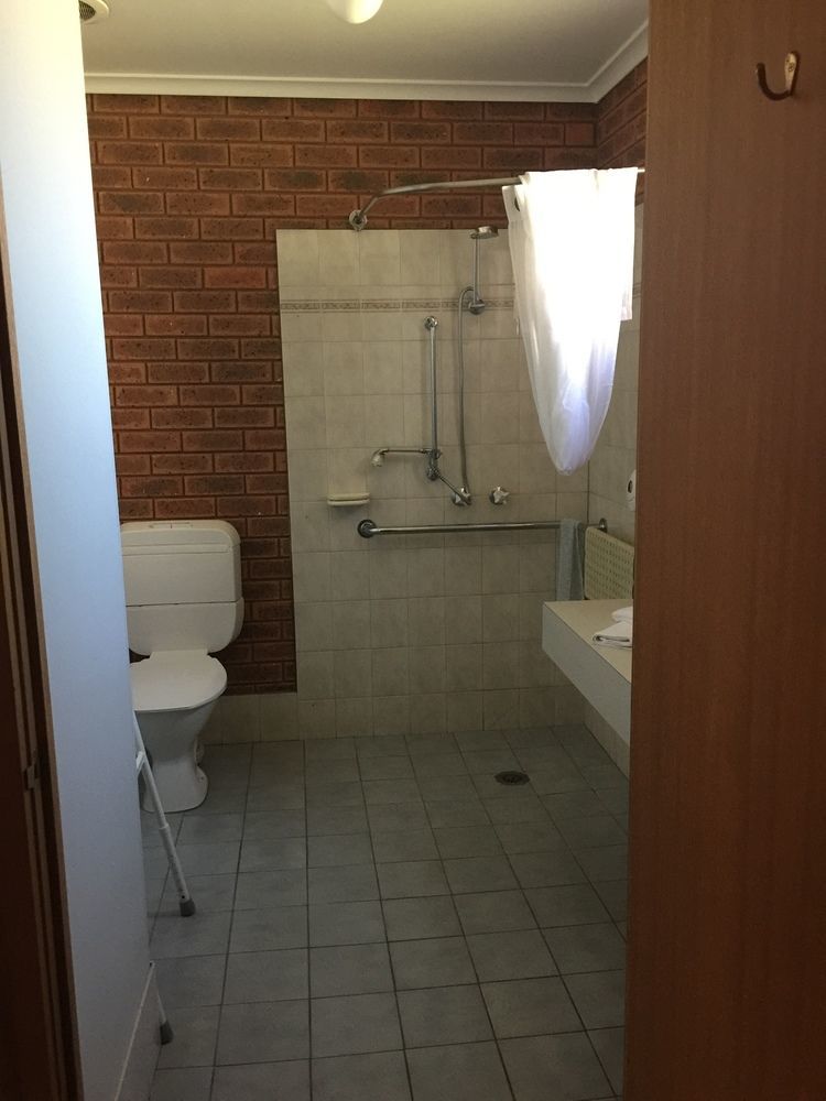 Bridge Motor Inn Тоукемвол Екстер'єр фото